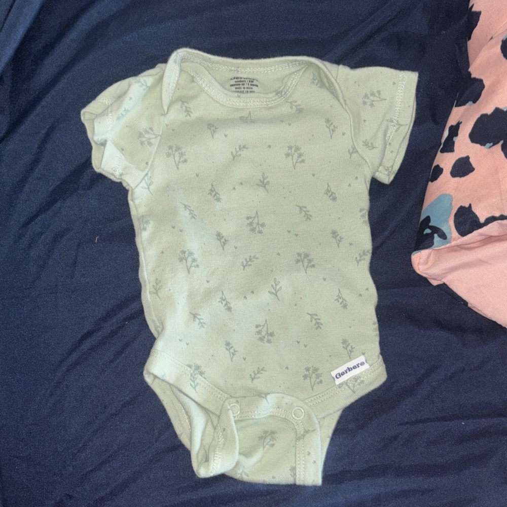 Gerber Light Green Floral Infant Bodysuit